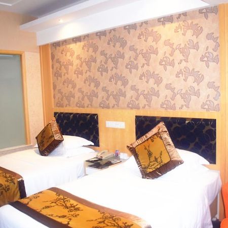 Puxi New Century Hotel Şanghay Dış mekan fotoğraf