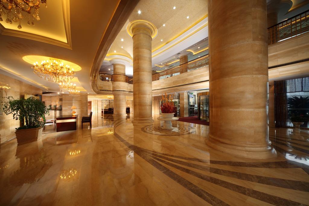 Puxi New Century Hotel Şanghay Dış mekan fotoğraf