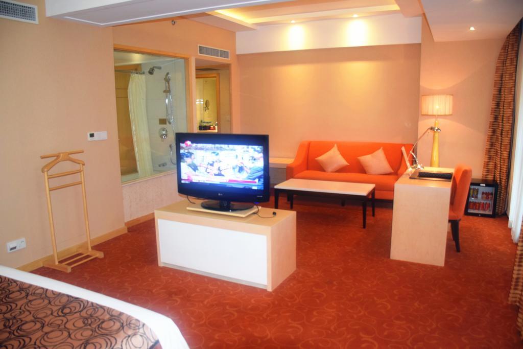 Puxi New Century Hotel Şanghay Dış mekan fotoğraf